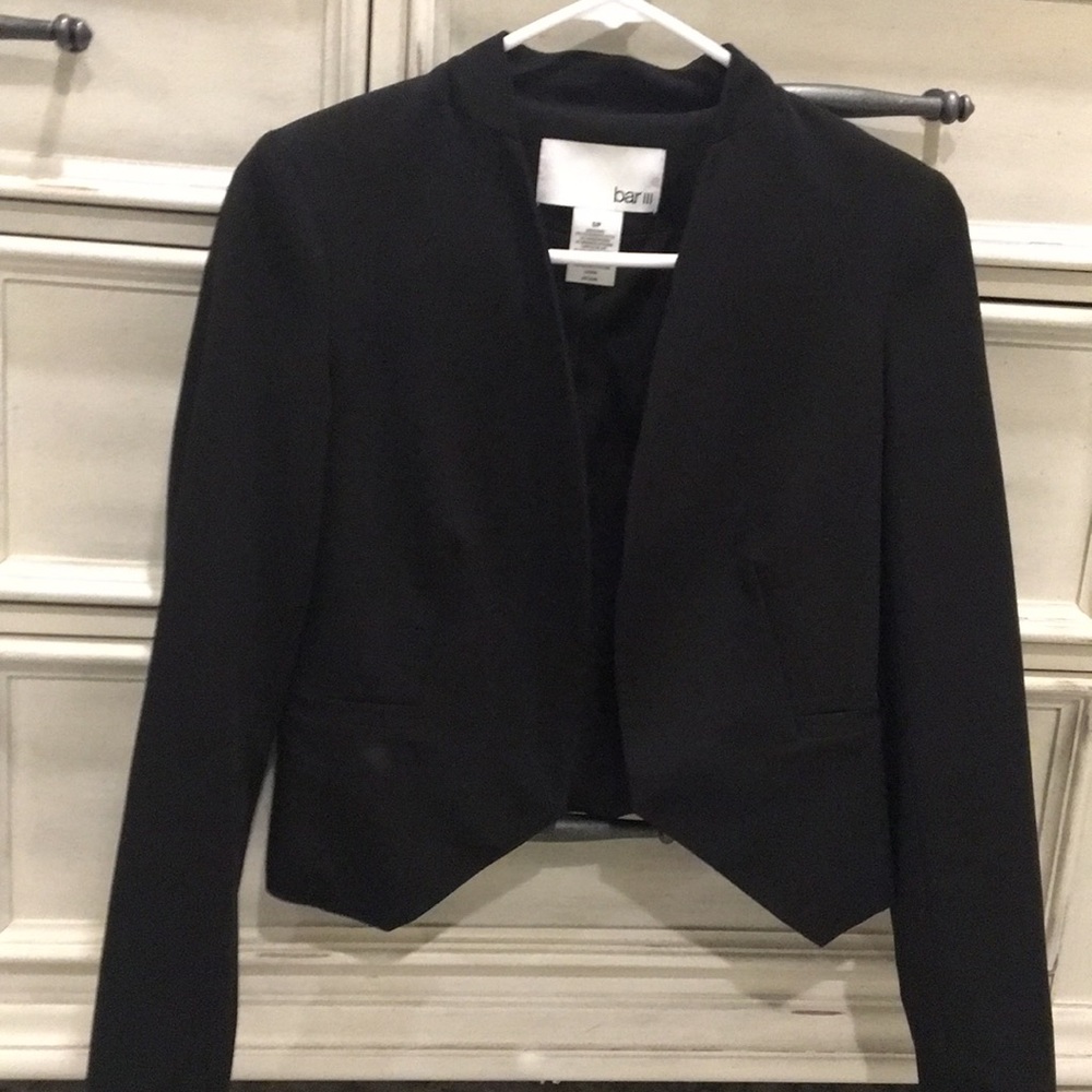 Bar III black Short lenth black light jacket